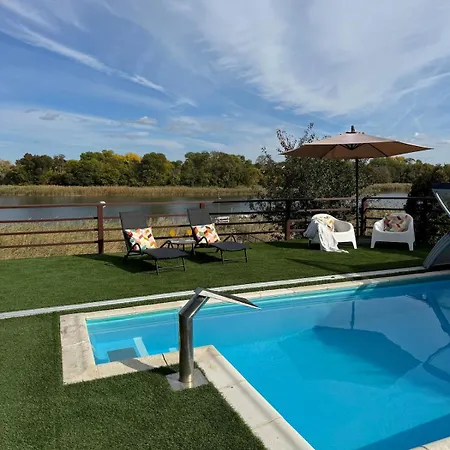 Nyaraló Fazenda, A Mini Birtok *